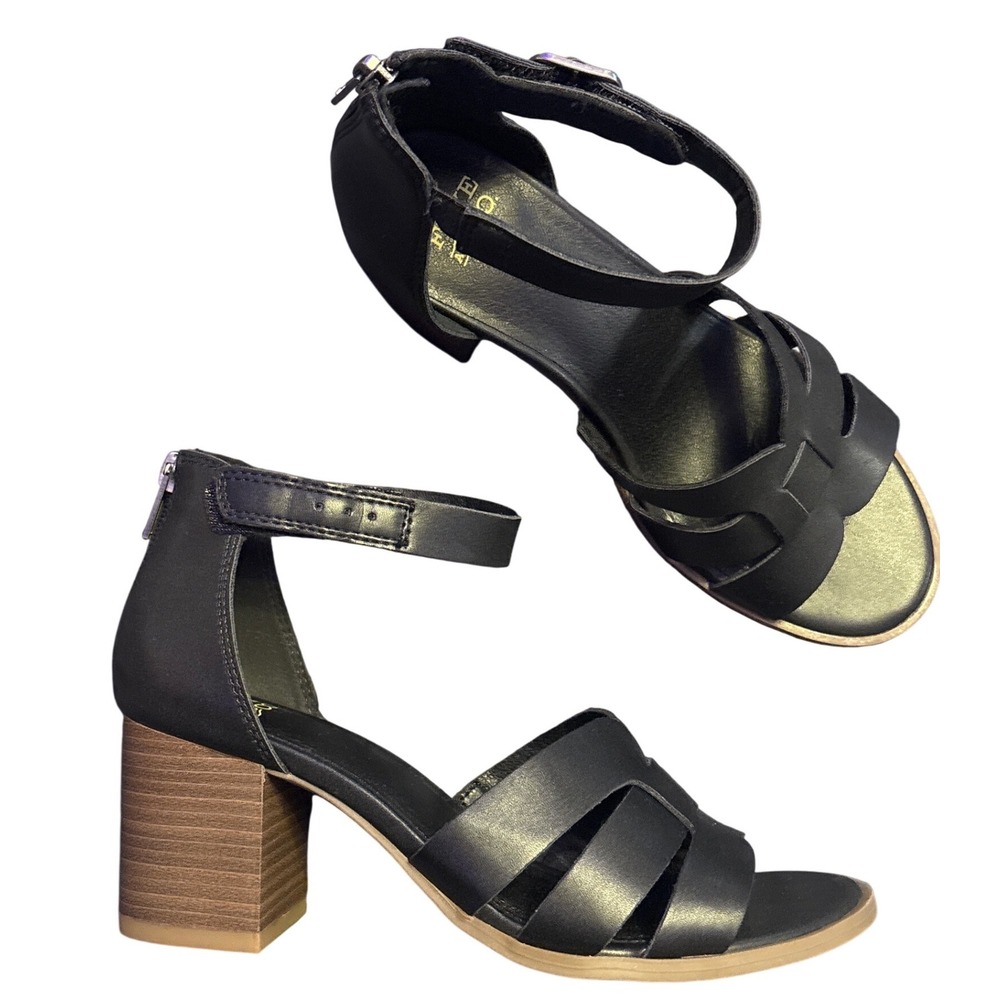 NEW Frye and Co Women's Black Hollins Strappy Block Heel Sandals, Size 7M
